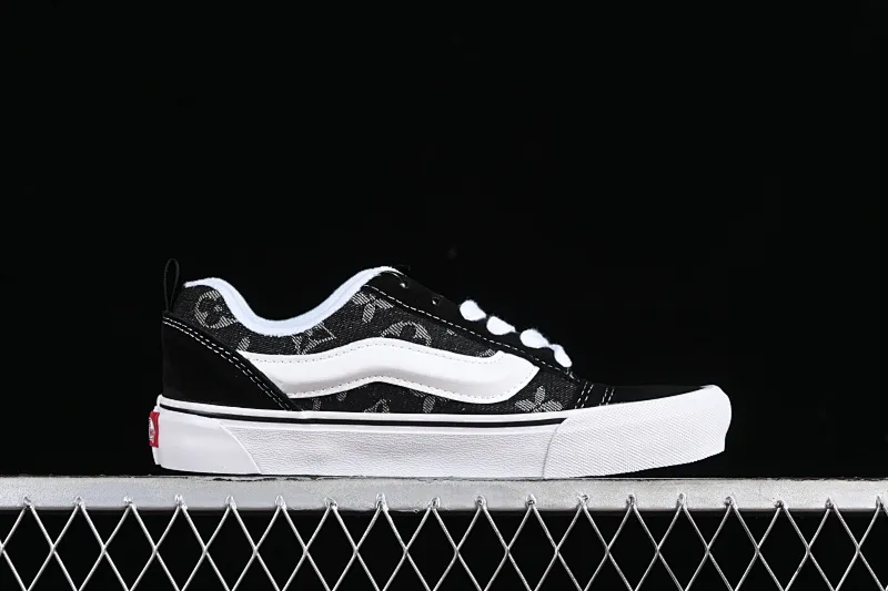 All categories Vans Vans series Vans Low Vans low-top Vans Knu-Skool high-end customized joint denim presbyopic bread shoes VN0009QC6BT